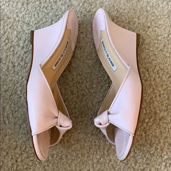 SALE!!!!!   Manolo Blahnik sandals - Picture 3 of 8